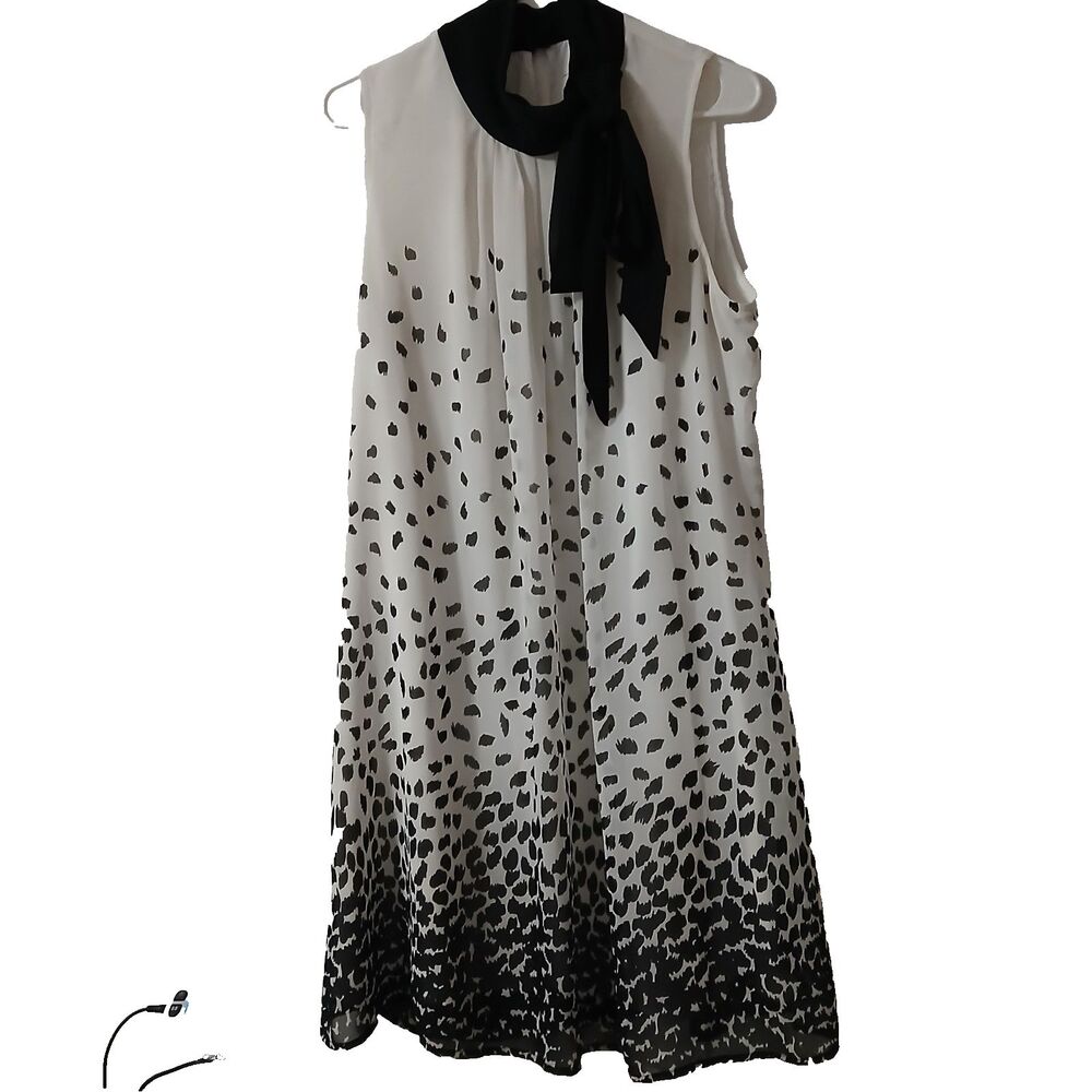 New York & Company Women's Black White Spotted Printed Shift Dress Size Large